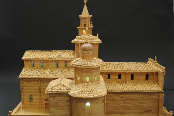 cattedrale-lato0983AEC3-D324-EFC9-5D3F-DE62F3A62B80.jpg